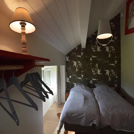 Chic Retreat Near & Fens, Cleaning Included بيت للعطل